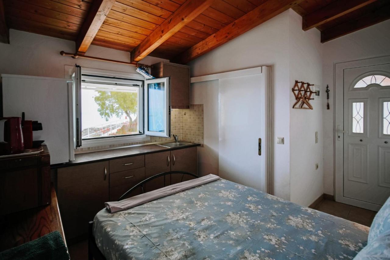 Floreika Studio By The Sea Skinaria Luaran gambar