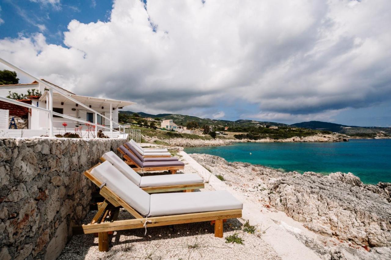 Floreika Studio By The Sea Skinaria Luaran gambar
